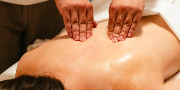 Schröpfmassage